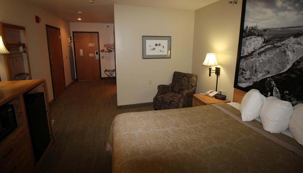 Homestead Inn And Suites Hardin Екстериор снимка