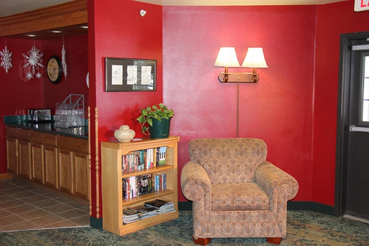 Homestead Inn And Suites Hardin Екстериор снимка