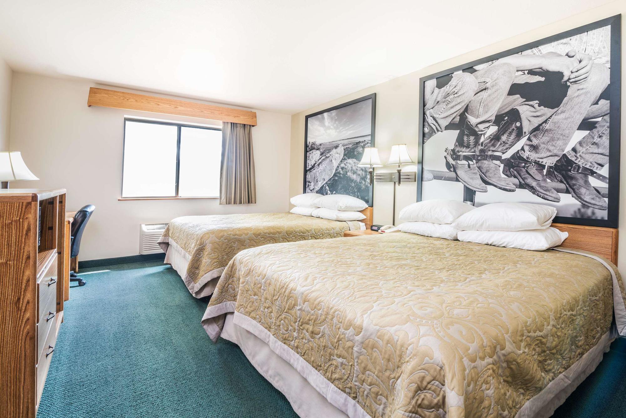 Homestead Inn And Suites Hardin Екстериор снимка
