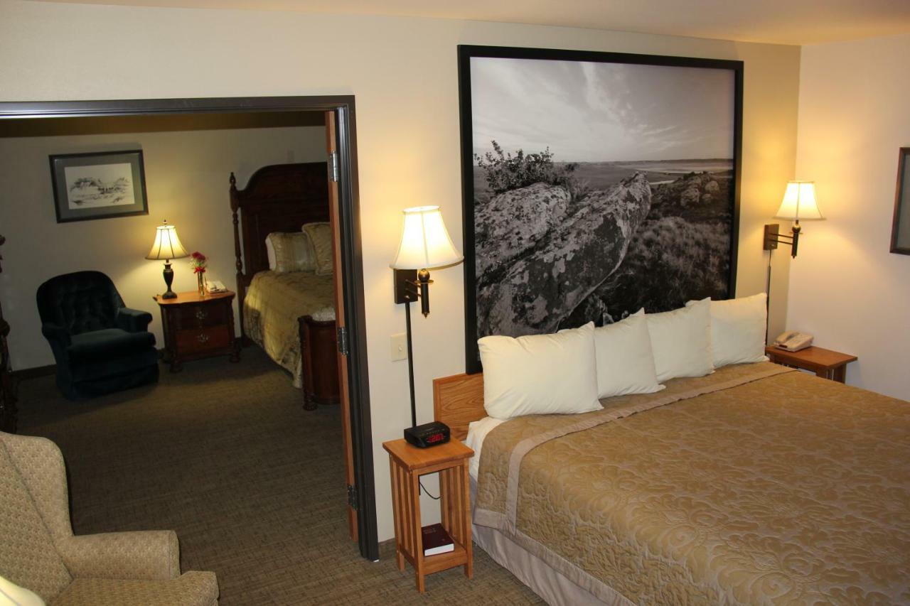 Homestead Inn And Suites Hardin Екстериор снимка