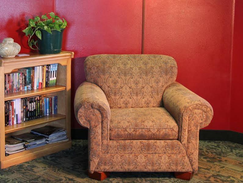 Homestead Inn And Suites Hardin Екстериор снимка