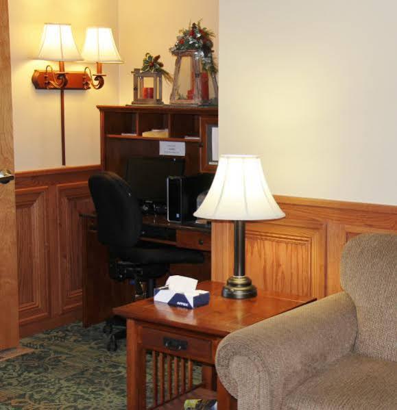 Homestead Inn And Suites Hardin Екстериор снимка